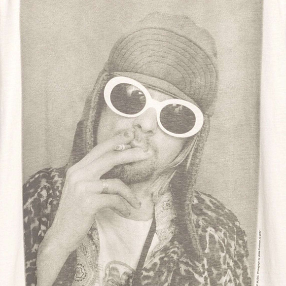 Kurt Cobain Photo Nirvana T-Shirt S Last NWT - Picture 3 of 3